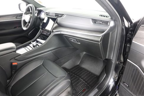 Used 2023 Jeep Grand Cherokee L Overland image 69