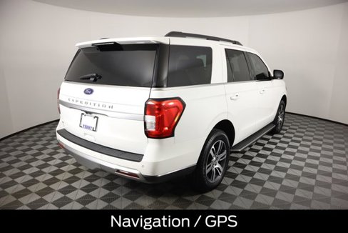 Certified 2023 Ford Expedition XLT image 4