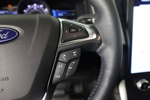 Certified 2024 Ford Edge SEL w/ Convenience Package image 43