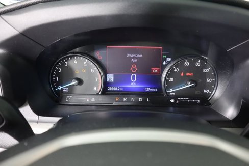 Certified 2022 Ford Explorer XLT w/ Equipment Group 202A image 35