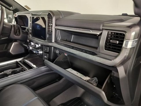 Certified 2025 Ford F350 Platinum image 74