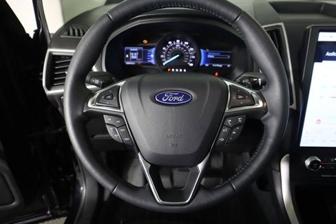 Certified 2024 Ford Edge SEL w/ Convenience Package image 39
