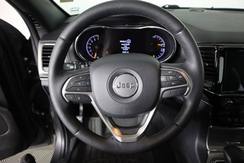 Used 2019 Jeep Grand Cherokee Limited w/ Luxury Group II image 40