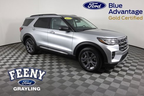 Certified 2025 Ford Explorer Active w/ Active Comfort Package image 1