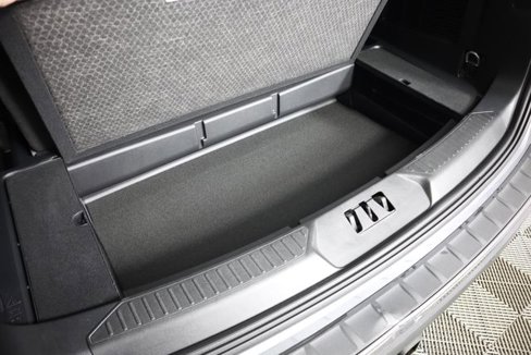 Certified 2023 Ford Explorer XLT w/ Equipment Group 202A image 66