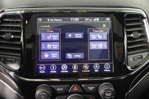 Used 2019 Jeep Grand Cherokee Limited w/ Luxury Group II image 51