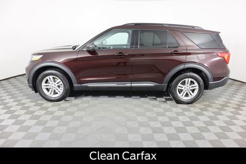 Certified 2022 Ford Explorer XLT w/ Equipment Group 202A image 7