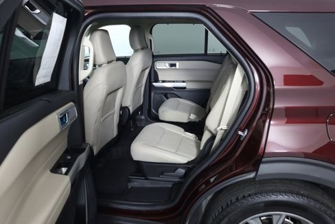 Certified 2022 Ford Explorer Limited image 57