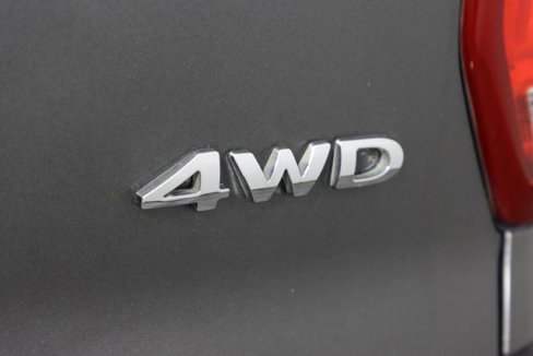 Certified 2018 Ford Explorer XLT w/ Equipment Group 202A image 26