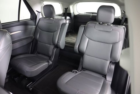 Certified 2025 Ford Explorer Active w/ Active Comfort Package image 33