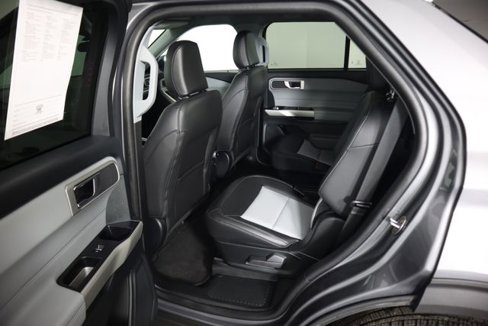 Certified 2023 Ford Explorer XLT w/ Equipment Group 202A image 61