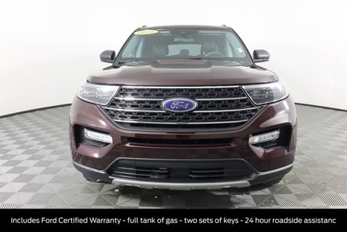 Certified 2022 Ford Explorer XLT w/ Equipment Group 202A image 10