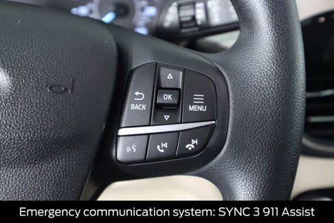 Certified 2022 Ford Escape SE image 44