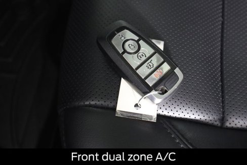 Certified 2022 Ford Expedition XLT image 32