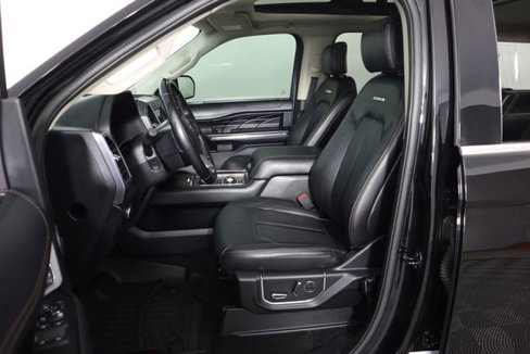 Certified 2020 Ford Expedition Platinum image 30