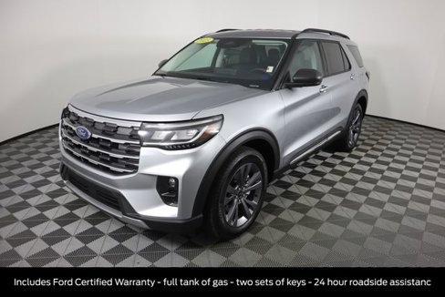 Certified 2025 Ford Explorer Active w/ Active Comfort Package image 9