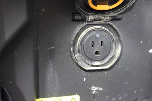 Certified 2023 Ford F150 Lariat w/ Equipment Group 502A High image 34