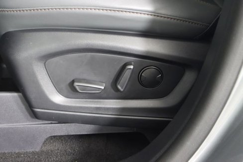 Certified 2025 Ford Explorer Active w/ Active Comfort Package image 38