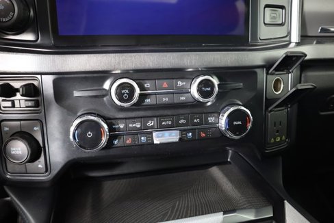 Certified 2025 Ford F450 Platinum w/ FX4 Off-Road Package image 74