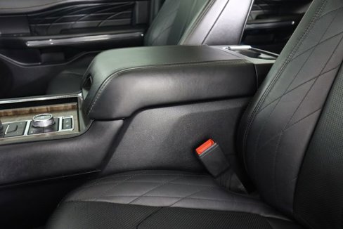 Certified 2020 Ford Expedition Platinum image 58