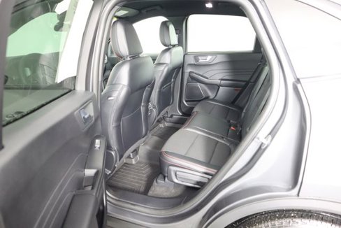 Certified 2025 Ford Escape ST-Line w/ Tech Pack #1 image 50