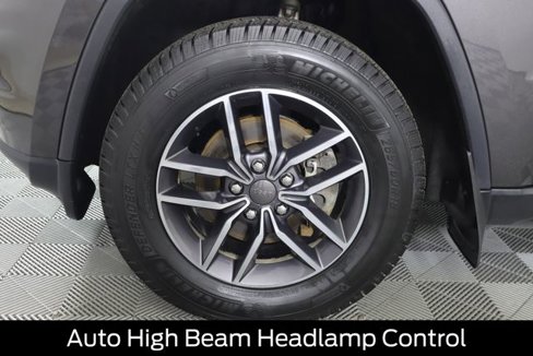 Used 2019 Jeep Grand Cherokee Limited w/ Luxury Group II image 19