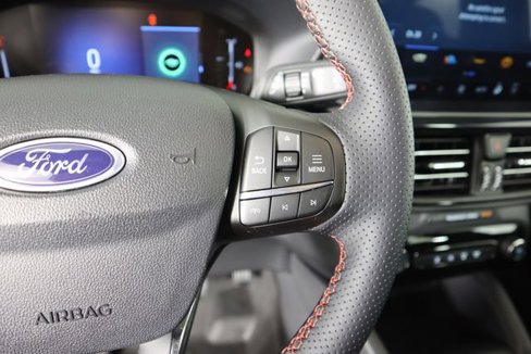 Certified 2025 Ford Escape ST-Line w/ Tech Pack #1 image 38