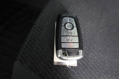 Certified 2022 Ford F150 XLT w/ Equipment Group 302A High image 35