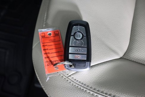 Certified 2022 Ford Explorer Limited image 32