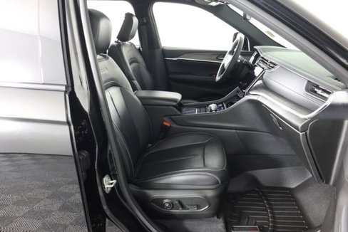 Used 2023 Jeep Grand Cherokee L Overland image 71