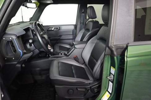 Certified 2024 Ford Bronco Black Diamond image 34