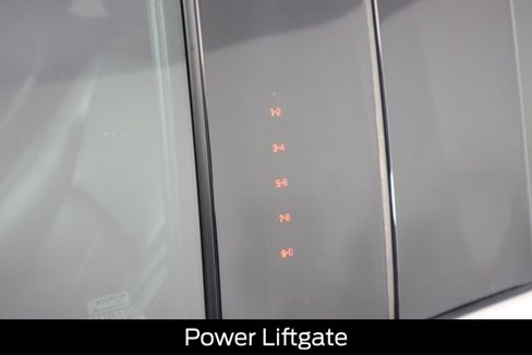 Certified 2023 Ford Expedition XLT image 28