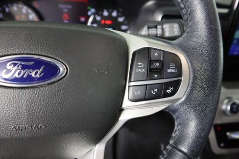 Certified 2022 Ford Explorer XLT w/ Equipment Group 202A image 37
