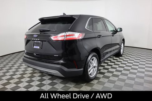Certified 2023 Ford Edge SEL image 3
