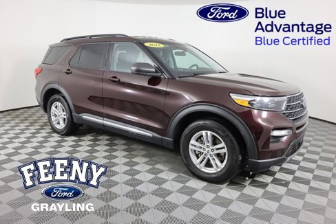 Certified 2022 Ford Explorer XLT w/ Equipment Group 202A image 1