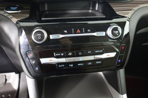 Certified 2022 Ford Explorer Limited image 41