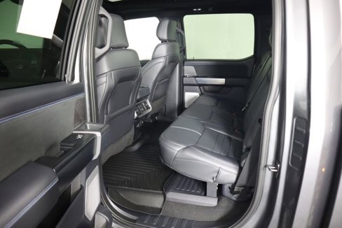 Certified 2025 Ford F450 Platinum w/ FX4 Off-Road Package image 80