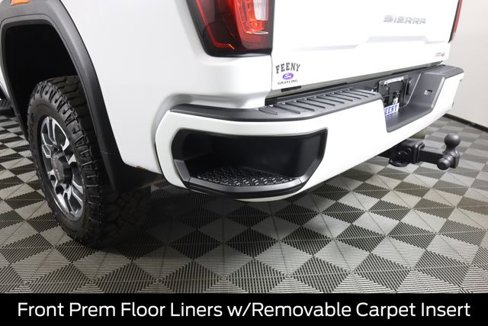 Used 2022 GMC Sierra 2500 AT4 image 32