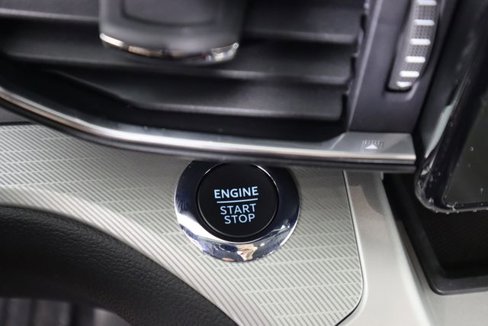 Certified 2022 Ford Explorer XLT w/ Equipment Group 202A image 44