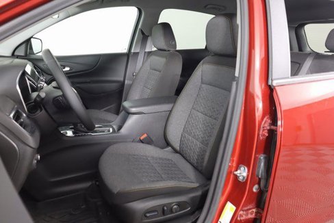 Used 2024 Chevrolet Equinox LT image 29