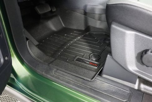 Certified 2024 Ford Bronco Black Diamond image 32