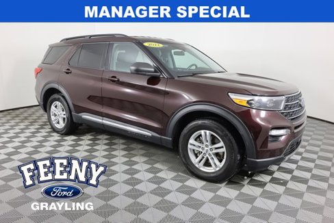 Certified 2022 Ford Explorer XLT w/ Equipment Group 202A image 1