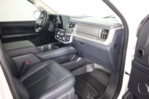 Certified 2023 Ford Expedition XLT image 72