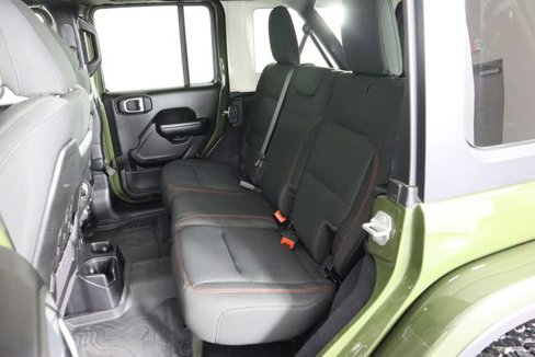 Used 2021 Jeep Wrangler Unlimited Rubicon w/ Cold Weather Group image 38