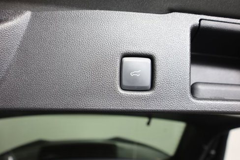 Certified 2025 Ford Escape ST-Line w/ Tech Pack #1 image 53